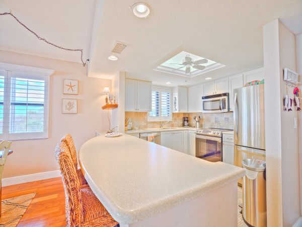 First Class Beachfront Condominium with Sweeping Views of the Gulf of Mexico