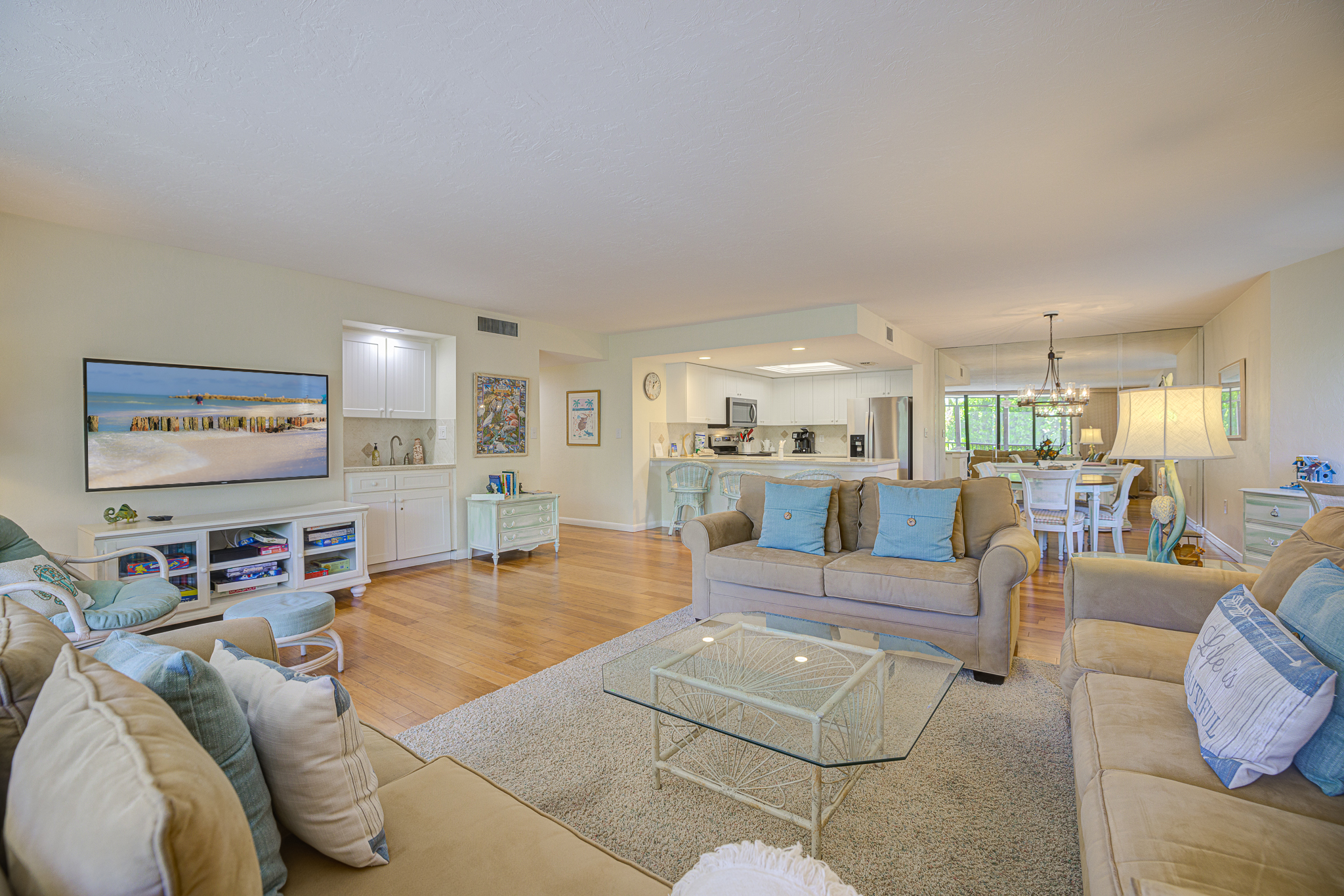 Sanibel Vacation Condo Two Bedroom On Beach