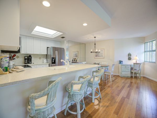 Sanibel Vacation Condo Two Bedroom On Beach