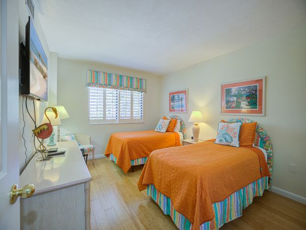Sanibel Vacation Condo Two Bedroom On Beach