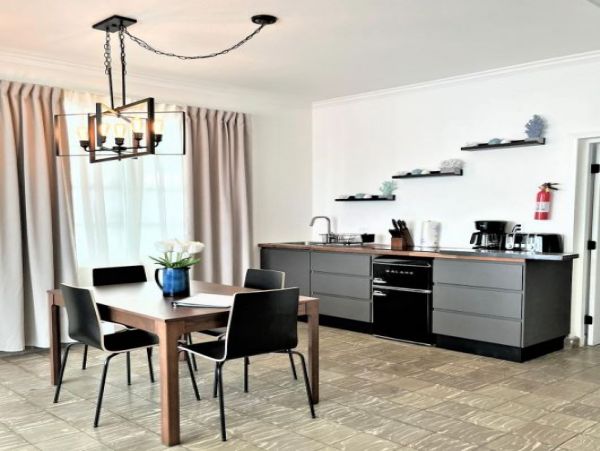 8 Bedroom Charming Vacation Condo in San Juan