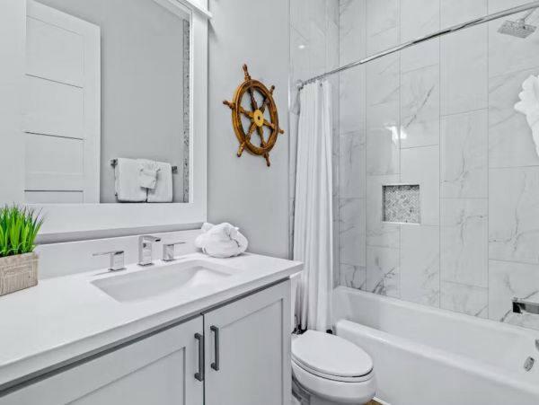 Beach View Vacation Home in Panama City Beach Sleeps 18 Guests