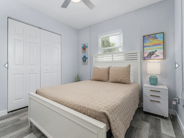 Four Vacation Villas in Fort Myers with a Short Walk to Beach 24 Guests