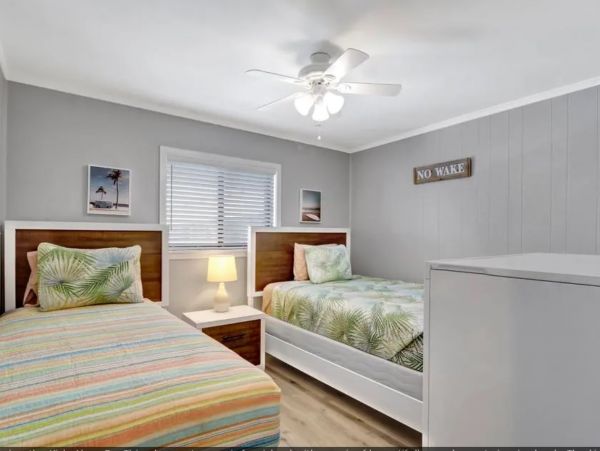 Hilton Head Walk to Beach Two Bedroom Vacation Condo