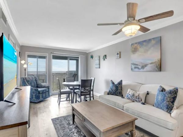 Hilton Head Walk to Beach Two Bedroom Vacation Condo