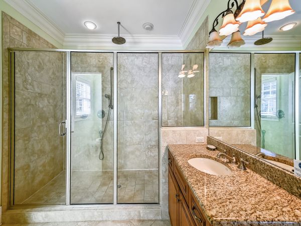 Spacious Seven Bedroom Home in Hilton Head Sleeps 19
