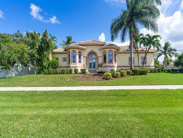 Marco Island Vacation Pool Home Four Bedroom