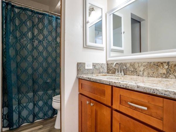 Beautiful Kahana Vacation Condo One Bedroom