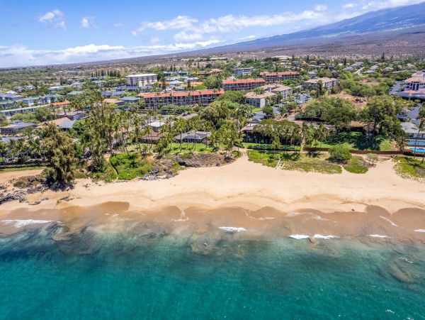 Lovely Kihei Vacation Condo One Bedroom Sleeps 4