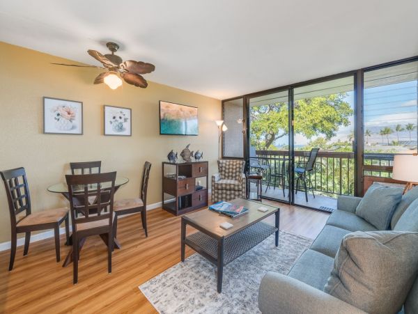 Lovely Kihei Vacation Condo One Bedroom Sleeps 4