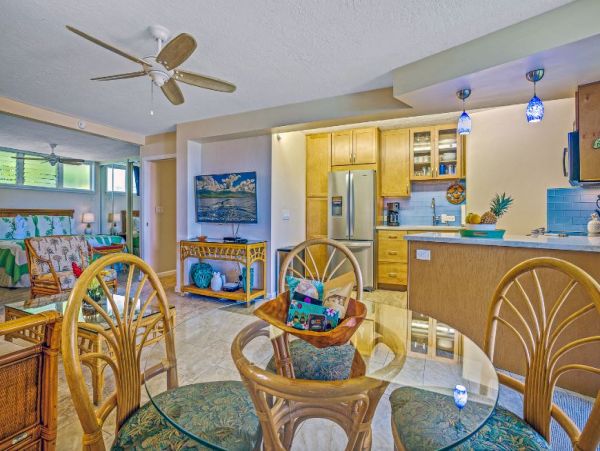 Ocean Views Kaanapali Vacation Condo One Bedroom