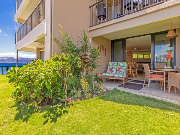 Ocean Views Kaanapali Vacation Condo One Bedroom