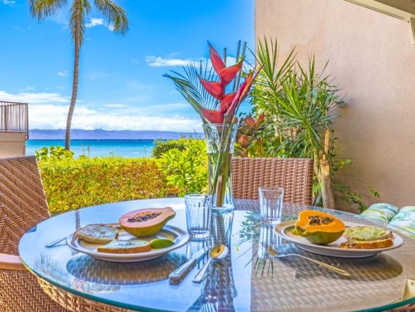 Ocean Views Kaanapali Vacation Condo One Bedroom