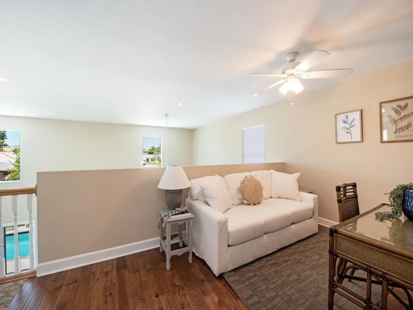 Naples Home 1029390
