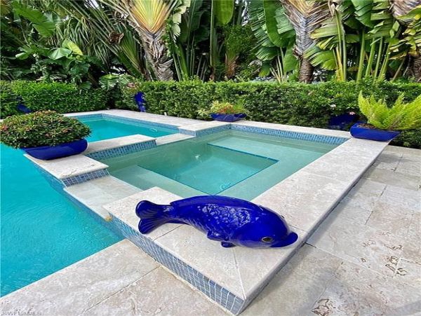Naples Home 1029394
