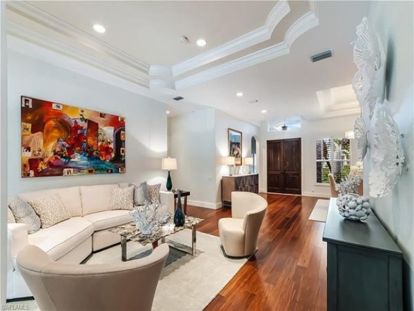 Naples Home 1029394