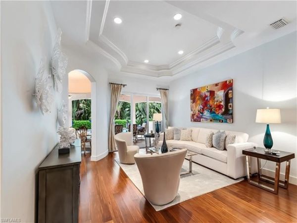 Naples Home 1029394