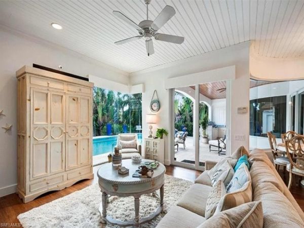 Naples Home 1029394