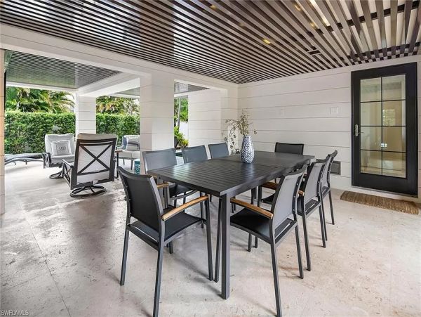 Naples Home 1029395