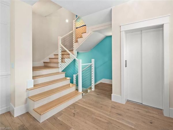 Naples Home 1029395