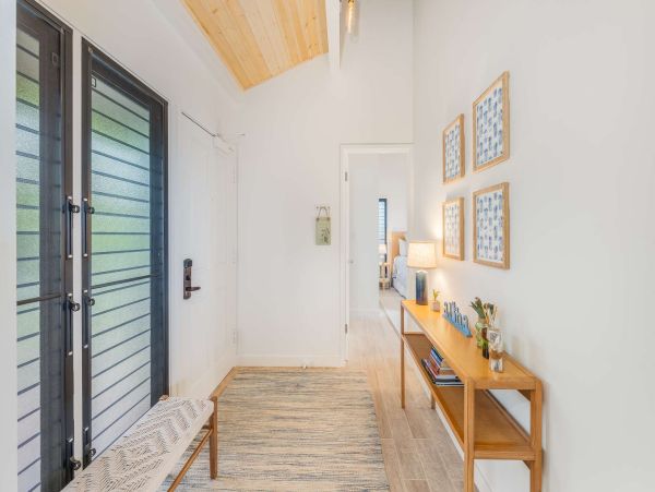 Escape to Paradise: Renovated 2BR/2BA Condo with Ocean Views in Wailea