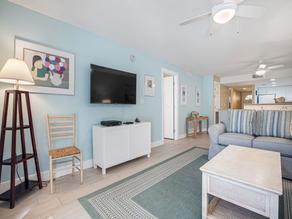 Completely Renovated Island Retreat with Pool and Gulf Views