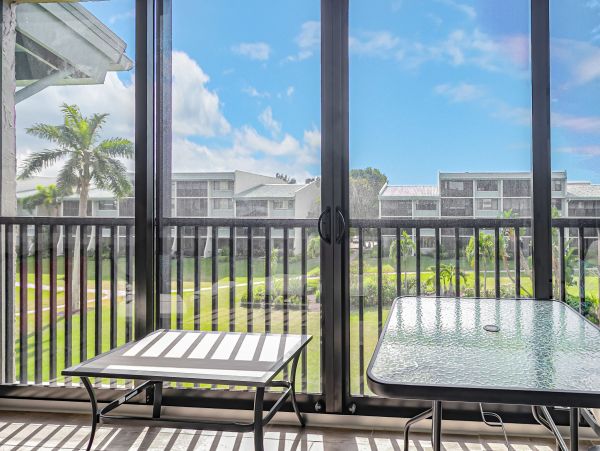 Sanibel Island Vacation Rental -  2 Bedroom Gulf Access Condo