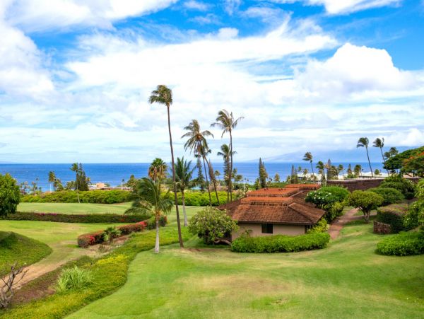 Lovely 3 Bedroom Villa with Partial Ocean Views Sleeps 8