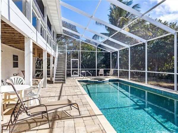 Walk to Beach Sanibel Vacation Pool Home Three Bedroom