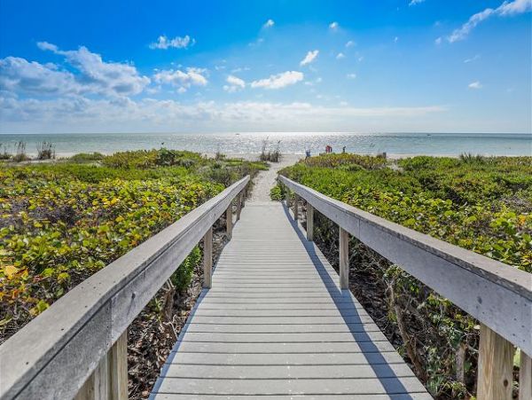 Walk to Beach Sanibel Vacation Pool Home Three Bedroom