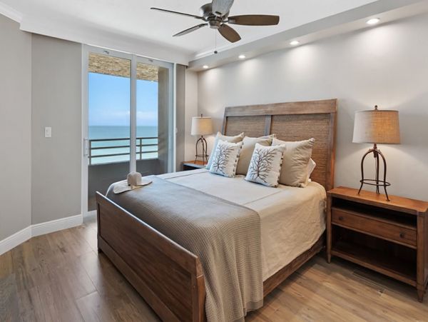 Full Gulf View 2 Bedroom Condo in Marco Island
