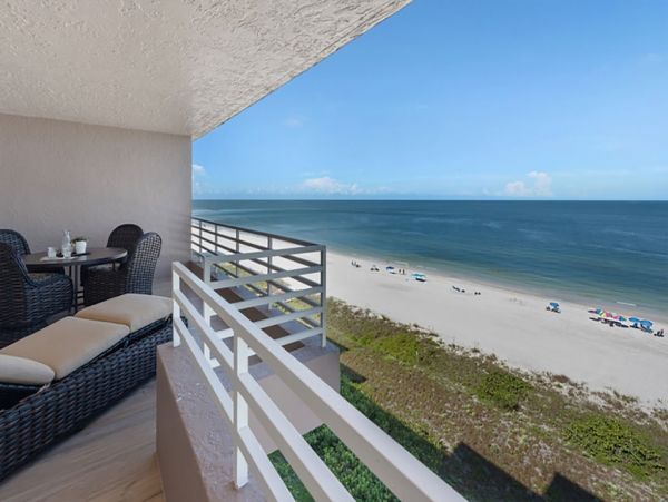 Full Gulf View 2 Bedroom Condo in Marco Island
