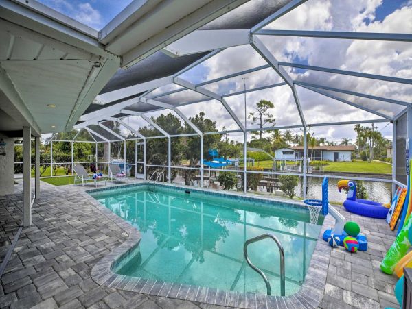 Canal-Front Vacation Pool Home in Cape Coral with Boat Dock