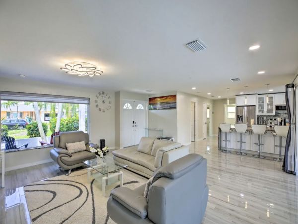 Canal-Front Vacation Pool Home in Cape Coral with Boat Dock