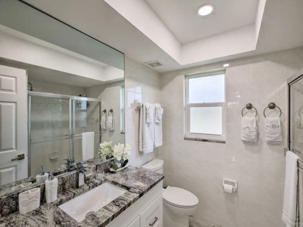 Canal-Front Vacation Pool Home in Cape Coral with Boat Dock