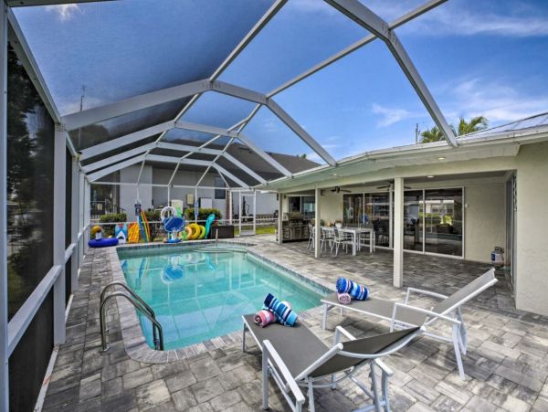 Canal-Front Vacation Pool Home in Cape Coral with Boat Dock