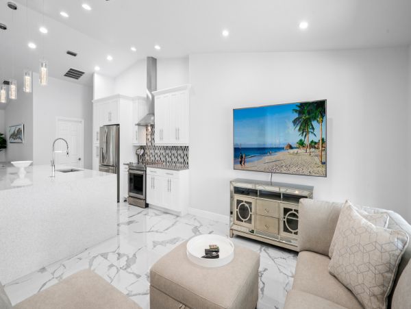 Cape Coral Vacation Pool Home Four Bedroom