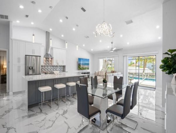 Cape Coral Vacation Pool Home Four Bedroom