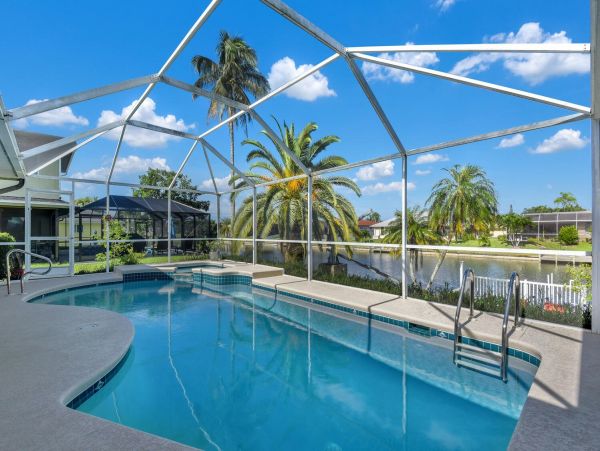 Cape Coral Vacation Pool Home Three Bedroom