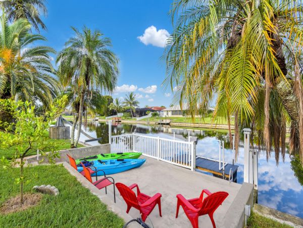 Cape Coral Vacation Pool Home Three Bedroom