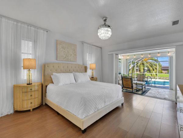Cape Coral Vacation Pool Home Three Bedroom