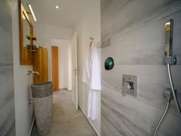 Luxury Vacation Villa in Guadeloupe Sleeps 8 Guests with Private Pool