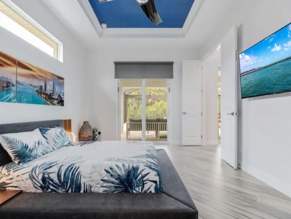 Luxury Vacation Home in Cape Coral with Private Pool & SPA