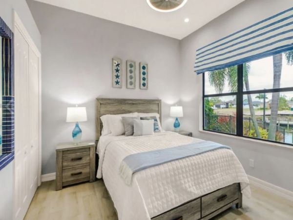Cape Coral Vacation Pool Home Four Bedroom