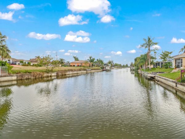 Cape Coral Vacation Pool Home Four Bedroom