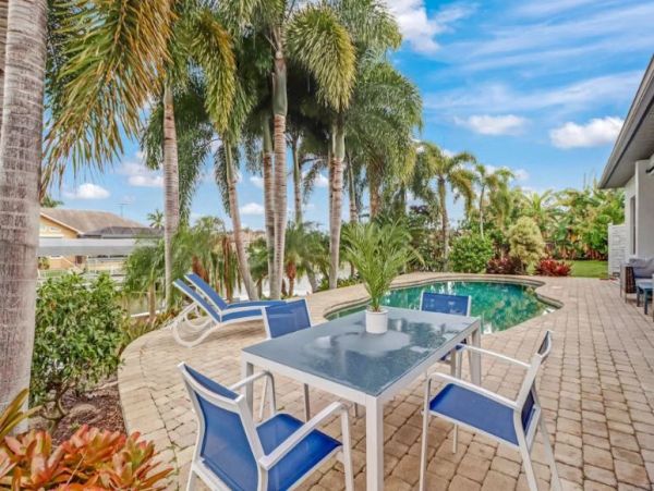Cape Coral Vacation Pool Home Four Bedroom