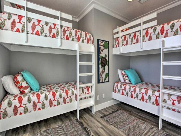 Santa Rosa Vacation Home Five Bedroom