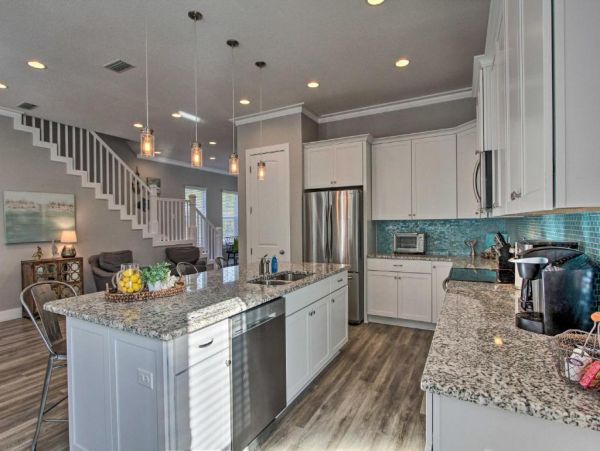 Santa Rosa Vacation Home Five Bedroom