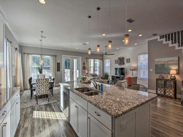 Santa Rosa Vacation Home Five Bedroom