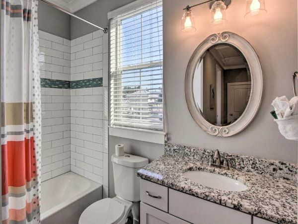 Santa Rosa Vacation Home Five Bedroom